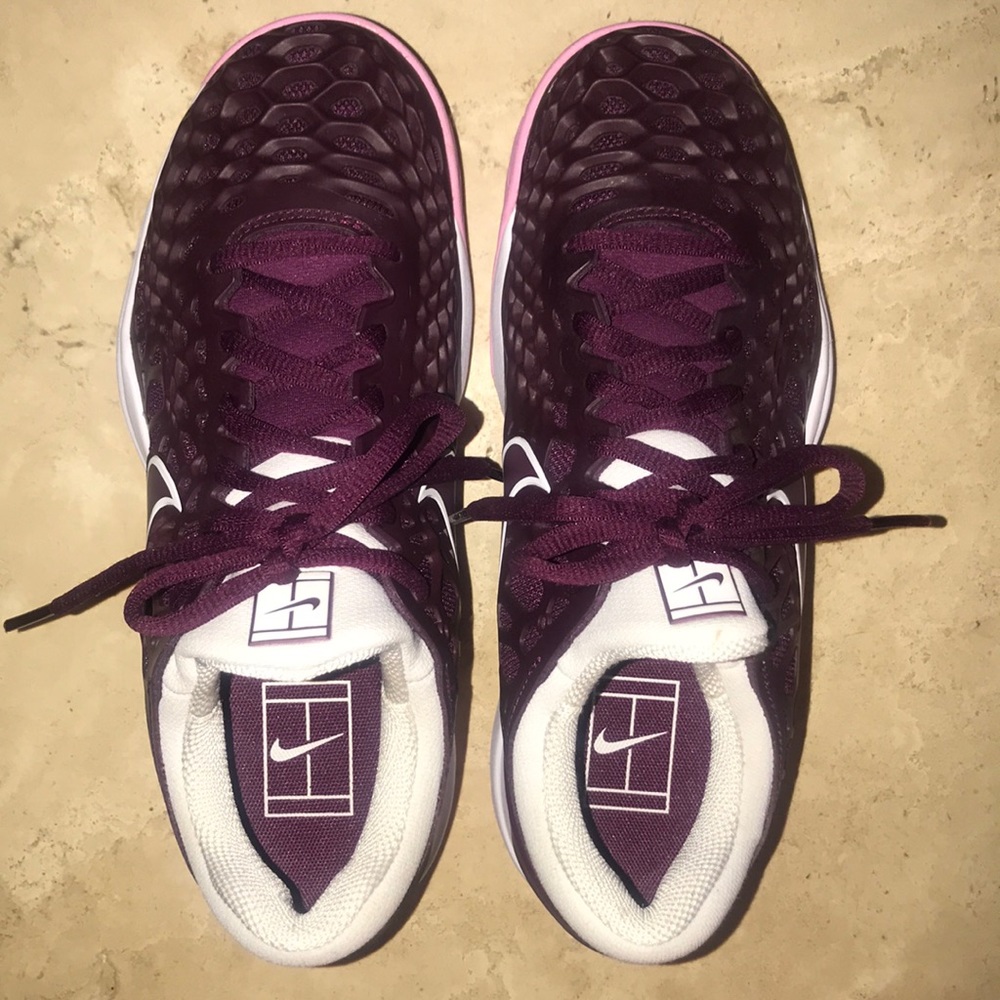 Nike Zoom Cage 3 HC Women’s Tennis Shoe